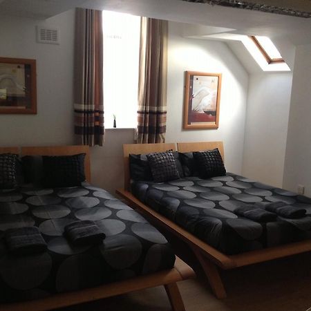 The Kingscliffe Guesthouse マンチェスター エクステリア 写真